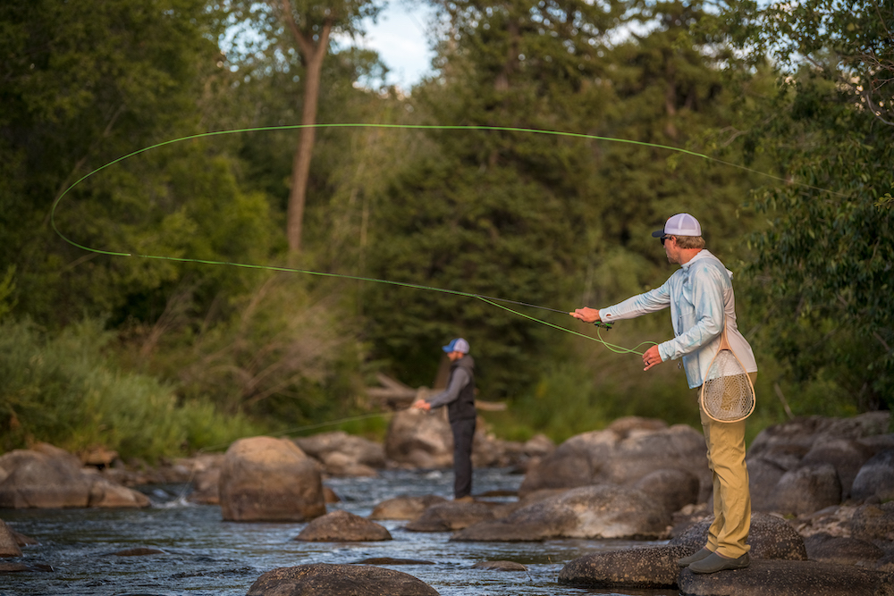 The American Outdoorsman Blackfoot River Short Sleeve Performance Fishing  Shirt for Men, Ethereal Blue, XL : : Fashion